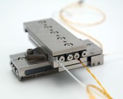 SmarAct公司-低温压电平移台和定位系统缩略图 SmarAct公司-低温压电平移台和定位系统缩略图